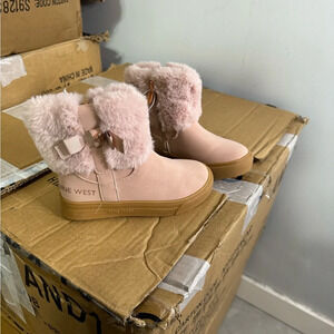 NWT NINE WEST GIRL BOOTS
